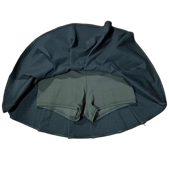 Offline by Aerie Plaid Pleated Mini Skirt Skort Size Small - Picture 2 of 3